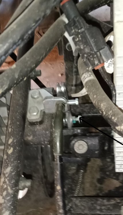 1883595306_E1Parkingbrakeadjustment.thumb.jpg.65e0d249b37f9eaed7f2e5e68907eff9.jpg