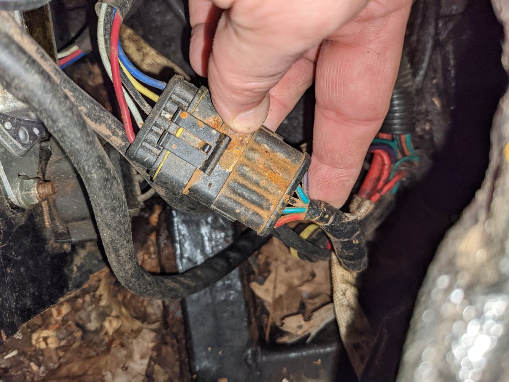 Regulatorconnector.jpg